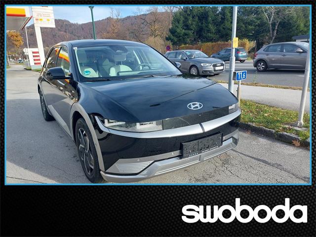 Hyundai Ioniq - � 38790
