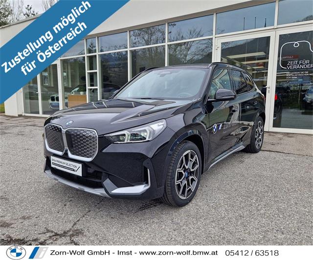BMW iX1 -  59900