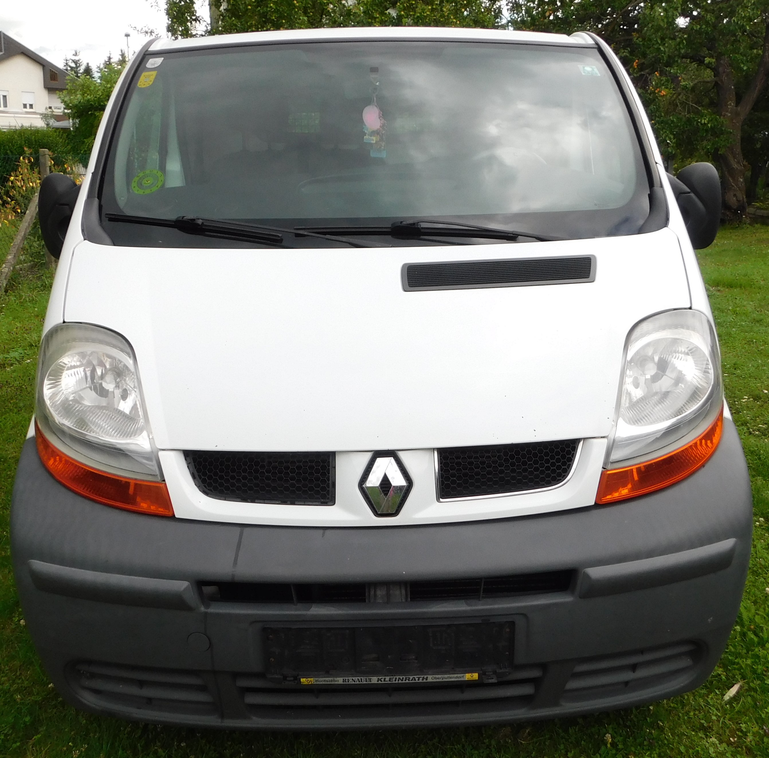 Renault Trafic -  6500