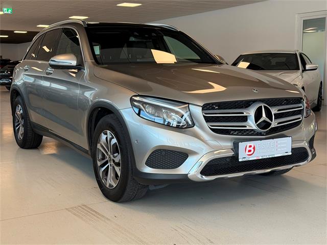 Mercedes GLC 220d 4MATIC Aut. *MEGA AUSSTATTUNG*  - � 31770