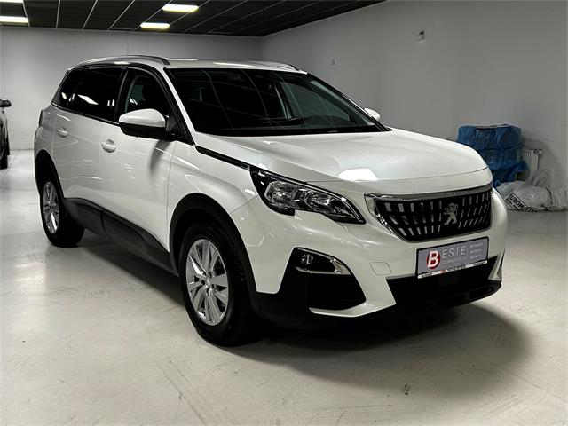 Peugeot 5008 1,5 BHDI 130 S&S EAT8 *Leder* *7-Sitze*  - � 16970