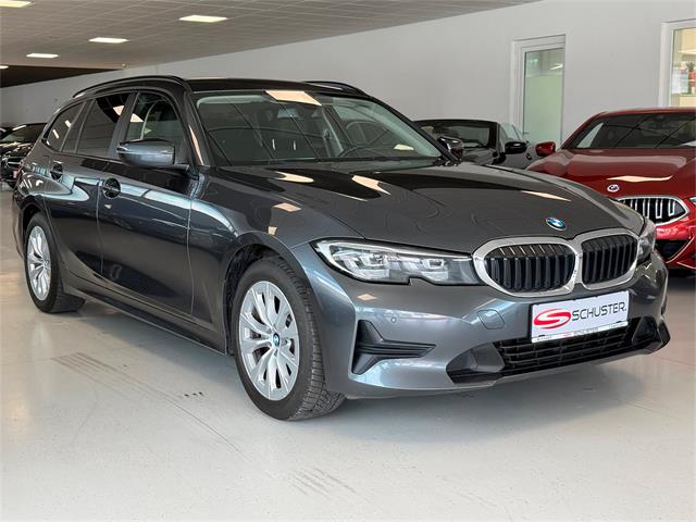 BMW 320e G21 2.0 B48 Touring PHEV  - � 22970