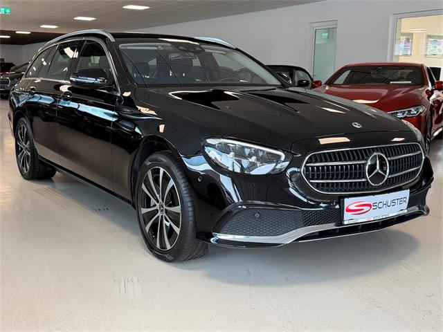 Mercedes E 300 de 4MATIC T-Modell **AHK**KAMERA**  - � 29970