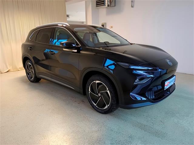 MG S5 EV Luxury 64 kWh Long Range  - � 35990