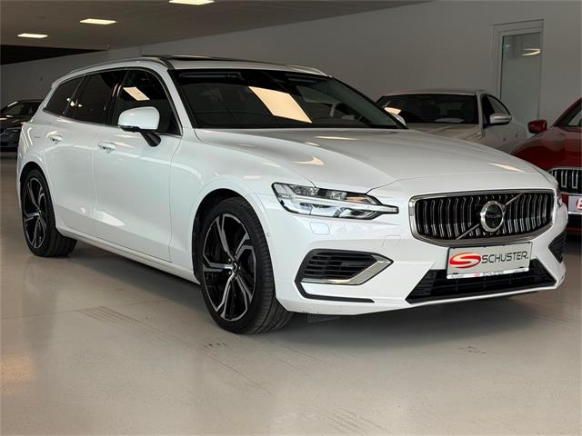 Volvo V60 T6 AWD Recharge PHEV Ultimate Bright  - � 34990