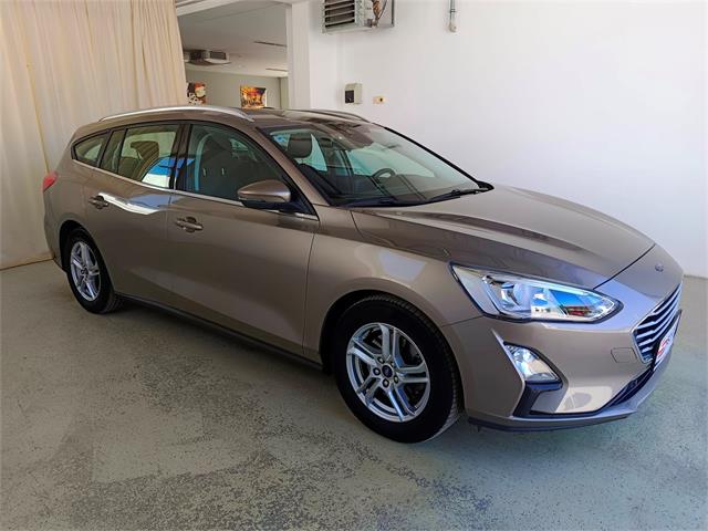 Ford Focus TREND BUSINESS 1.0L EBOOST 125PS M6TR  - � 11770