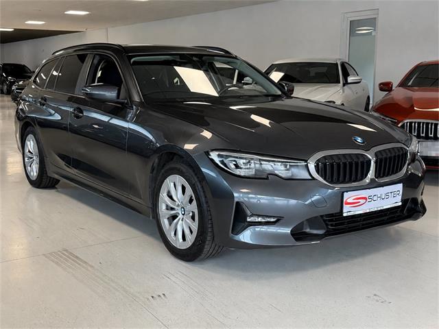 BMW 320d xDrive Touring Aut.  - � 21990