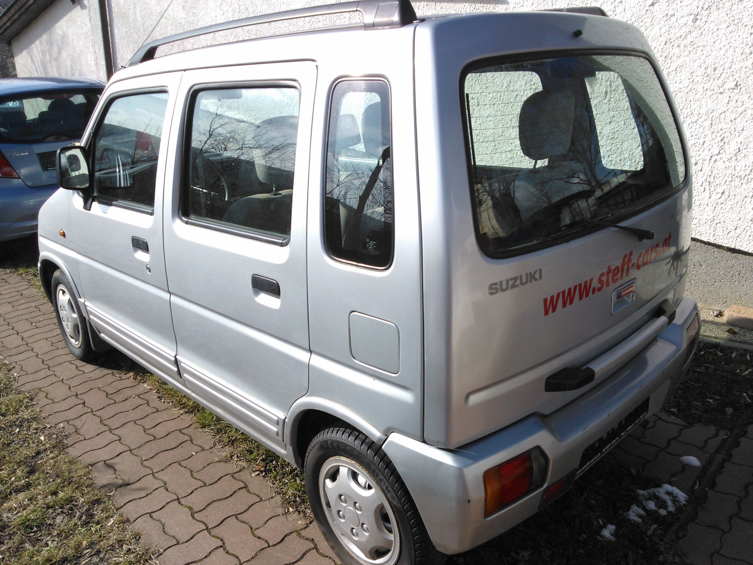 Suzuki WagonR - � 1850