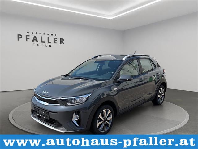 KIA Stonic - � 16490