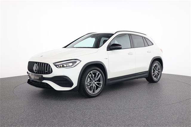 Mercedes GLA 35 AMG 4M Multibeam Distronic 360�  - � 43590