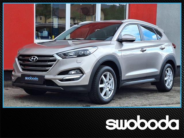 Hyundai Tucson - � 14900