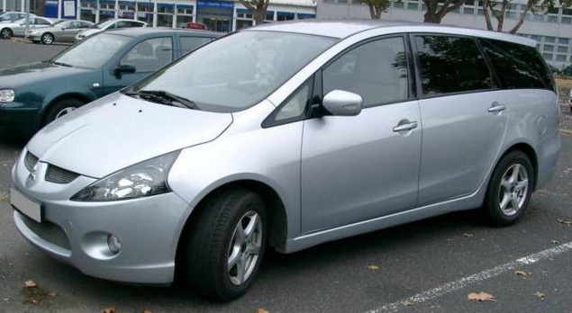 Mitsubishi Grandis - � 11900