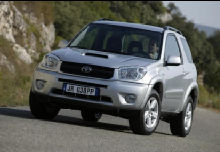 Toyota RAV4 - � 5800