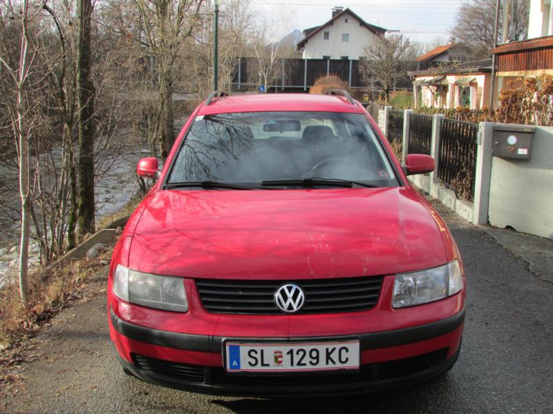 VW Passat - � 1900
