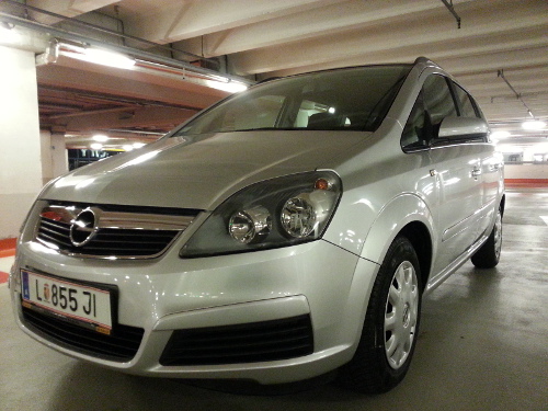 Opel Zafira - � 8200