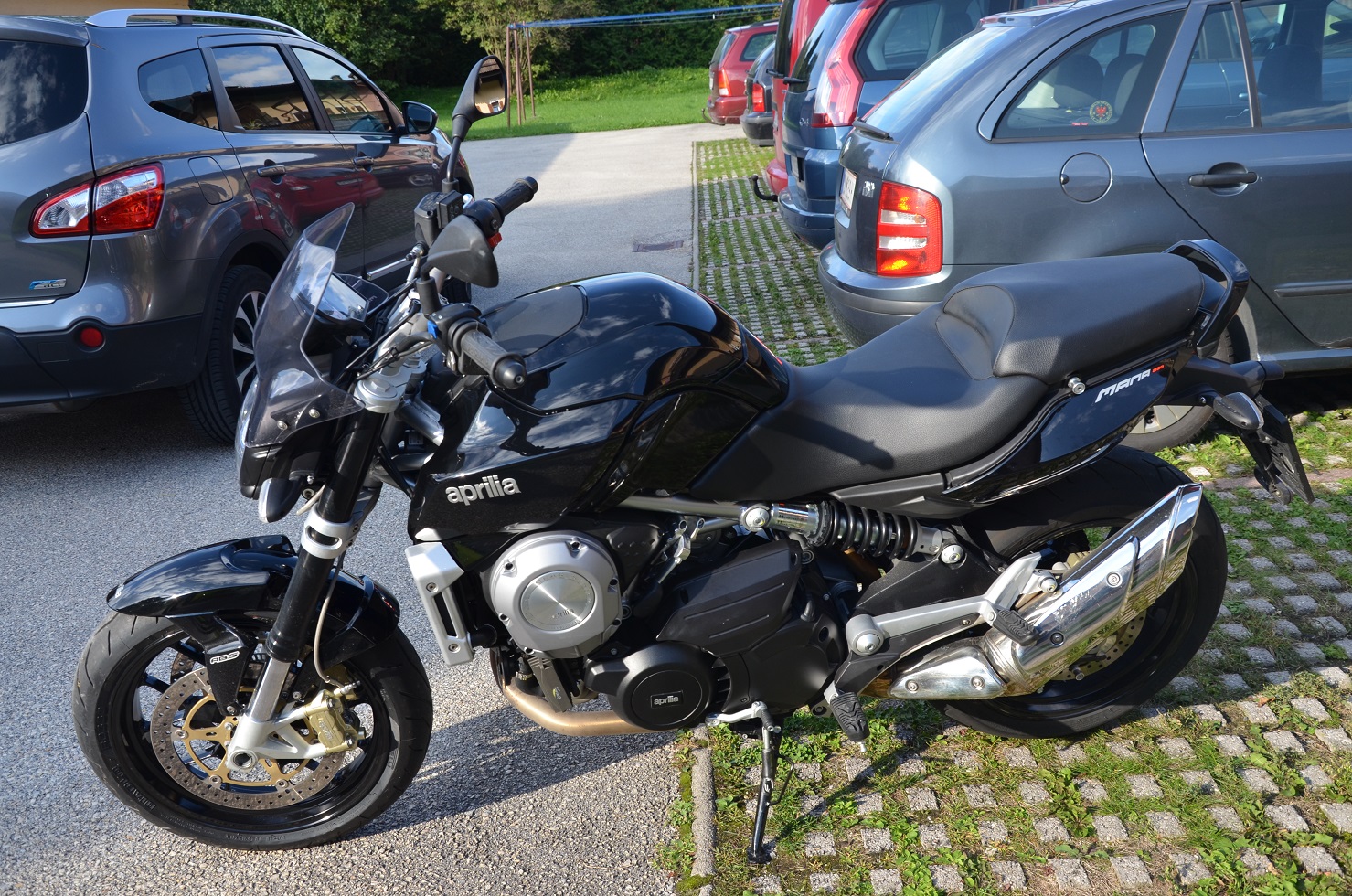Aprilia   MANA 850 ABS - � 6500