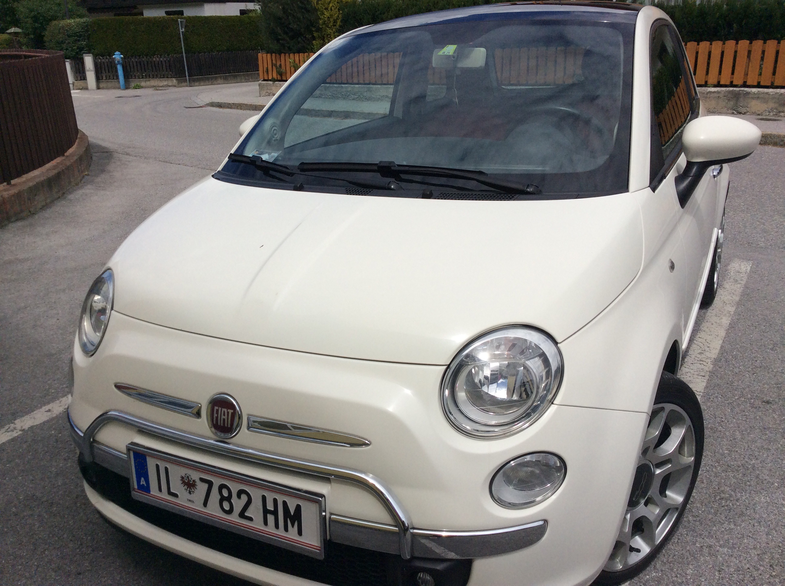 Fiat 500S - � 8000