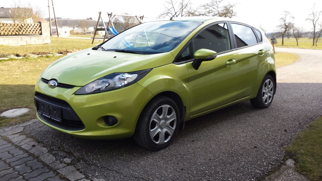 Ford Fiesta - � 8790