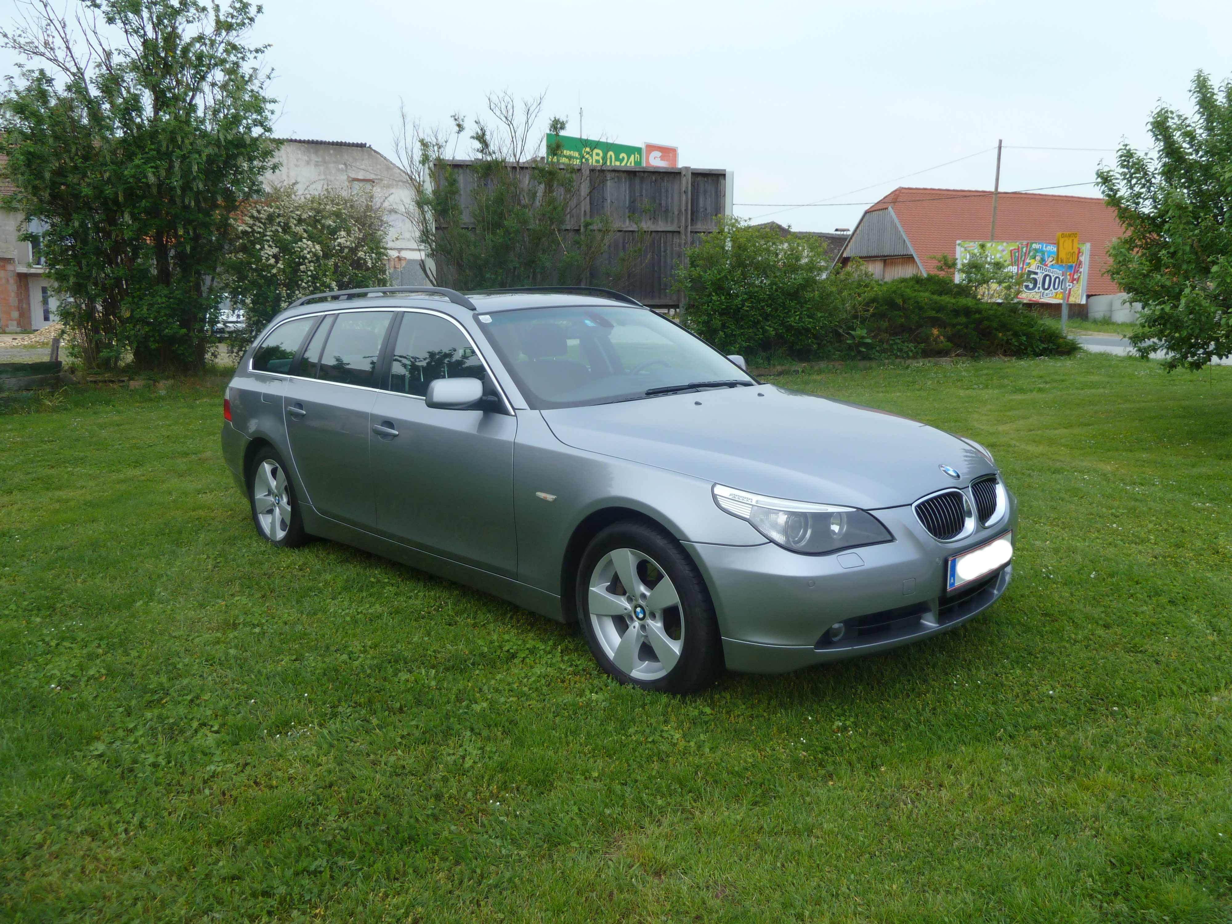 BMW 525xi - � 9500