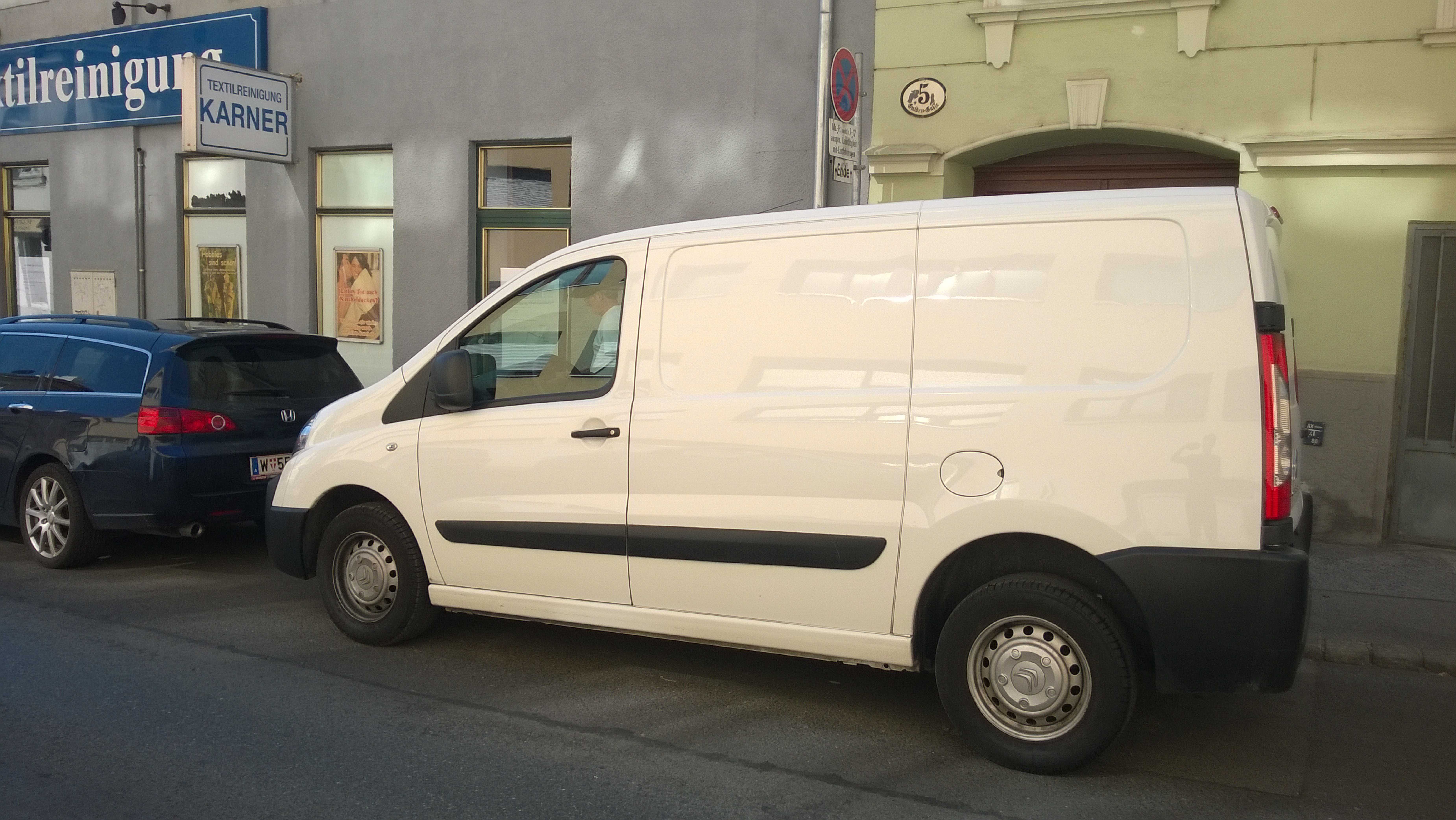Citroen Jumpy - � 12000