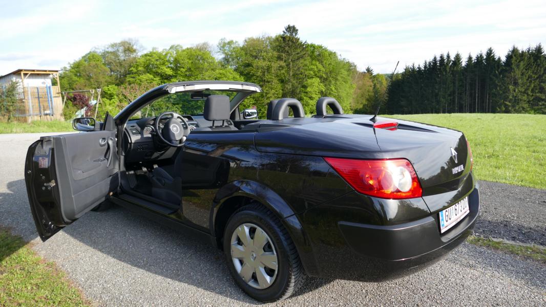 Renault Megan - � 7499