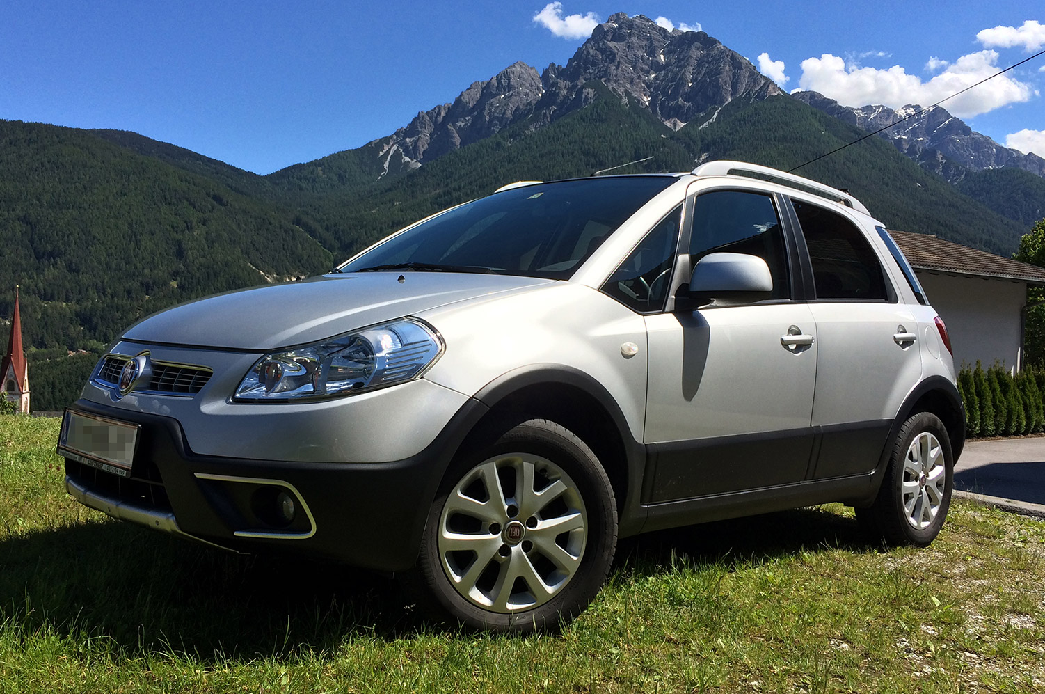 Fiat Sedici - � 8990